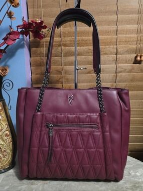 Simply Vera Vera Wang Rockbridge Burgundy Faux Leather Quilted Shoulder Bag